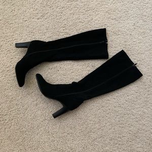 “ALEX MARIE” 🖤 SUPER CLASSY 🌹BLACK SUEDE BOOTS👢